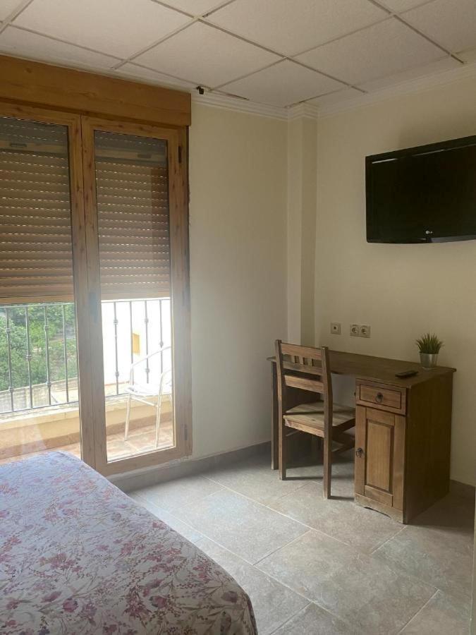 Ca' La Conchin Hotel Cortes de Pallas Ngoại thất bức ảnh